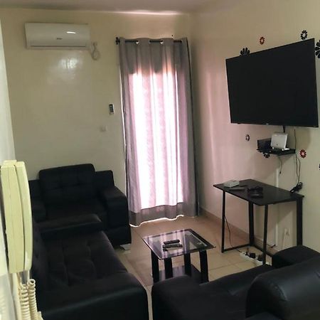 Appartement 2 Chambre Salon Cite Mixta Dakar Zewnętrze zdjęcie